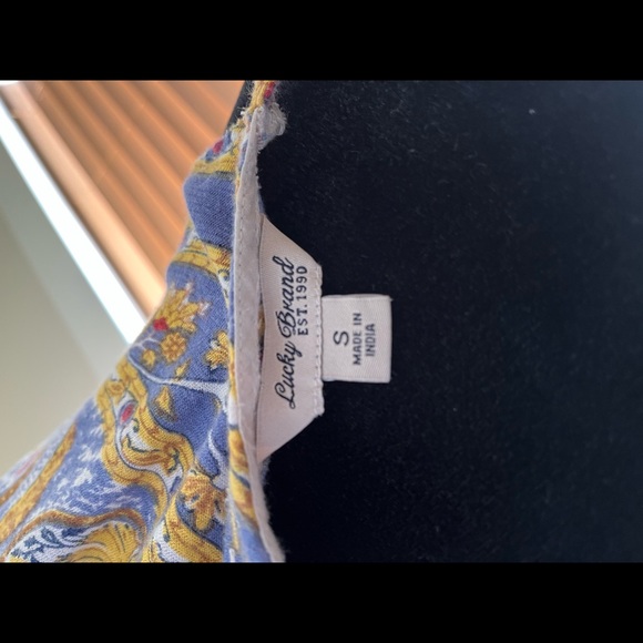 Lucky Brand top - Picture 3 of 4
